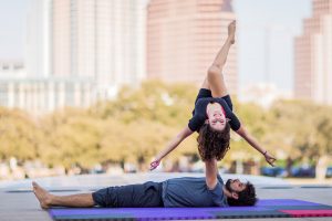 accro yoga
