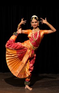 danseuse de Bharata Natyam