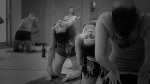 posture de bikram yoga