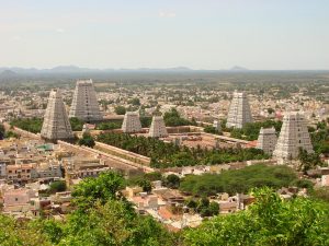 1280px-View_over_Arunchaleshvara_Temple_from_the_Red_Mountain_-_Tiruvannamalai_-_India_01